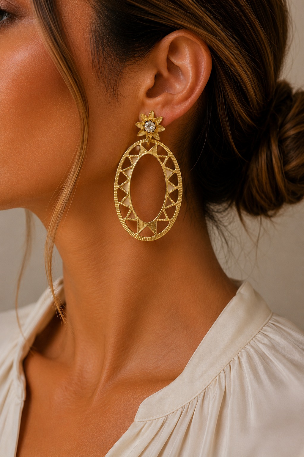 ARETES FLOR CRISTAL SAMAC BAÑO 24K