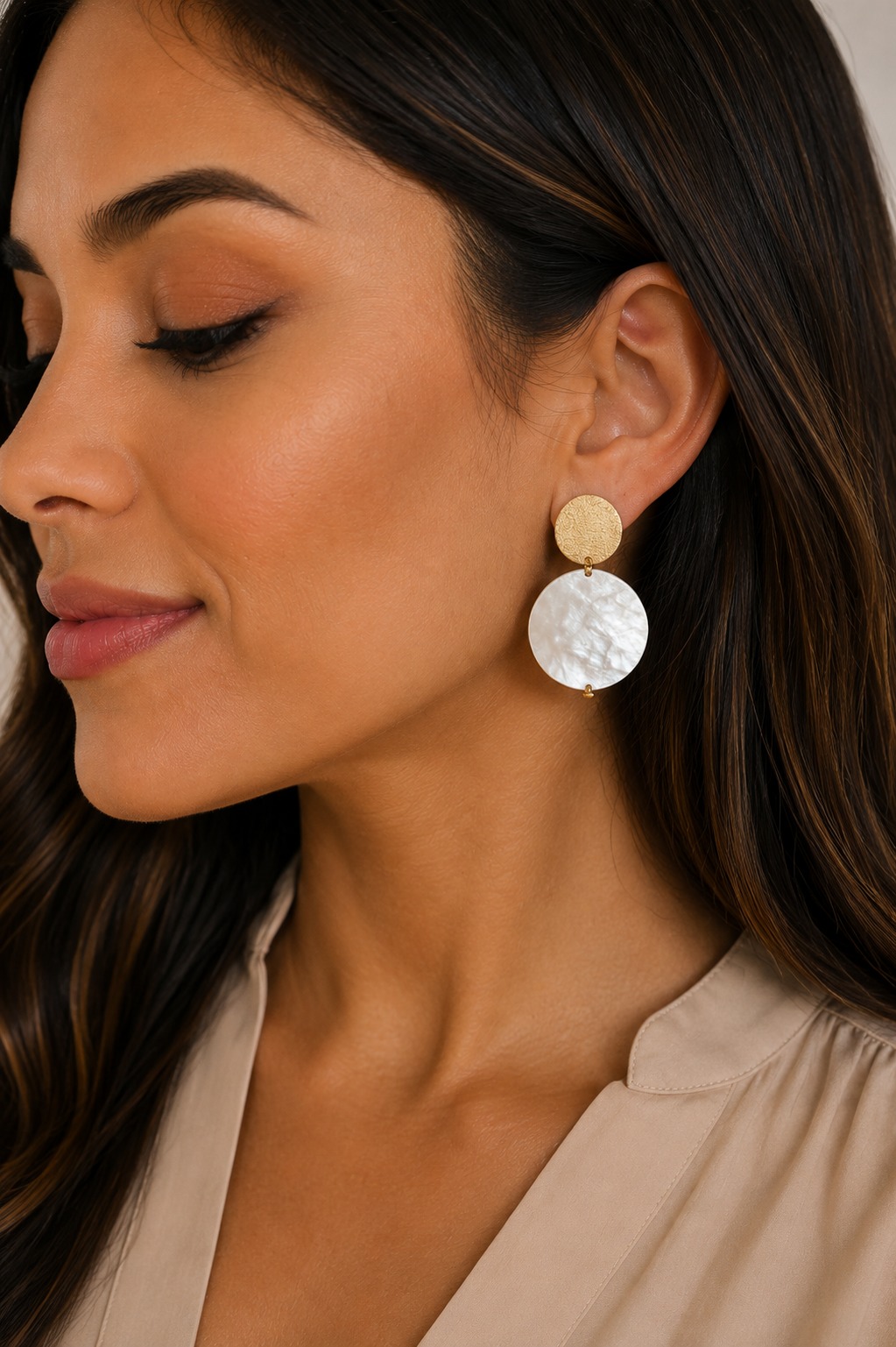 ARETES BRONCE ORO PERLA POLVO DE NÁCAR