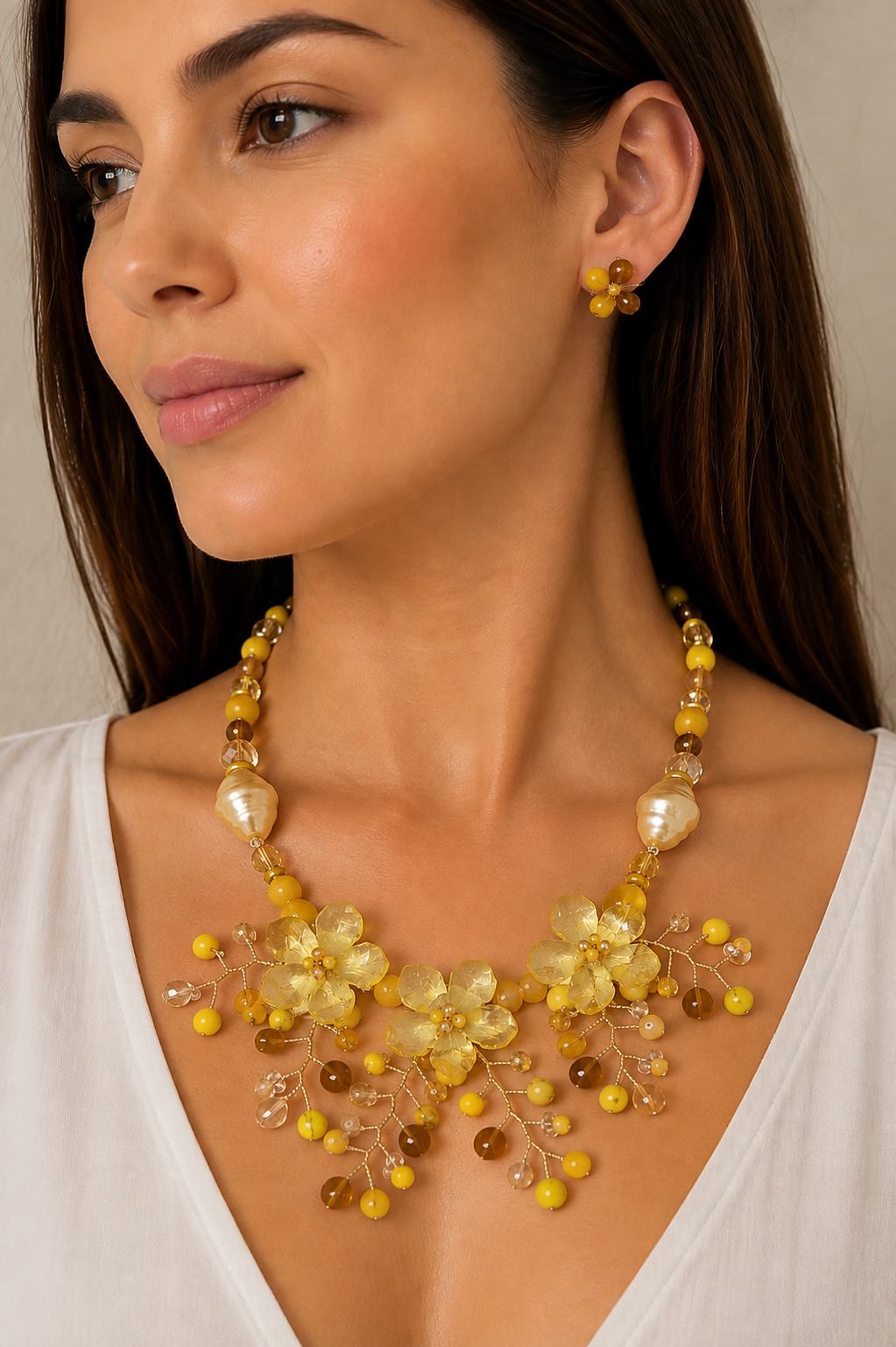 COLLAR ALAMBRISMO FLOR